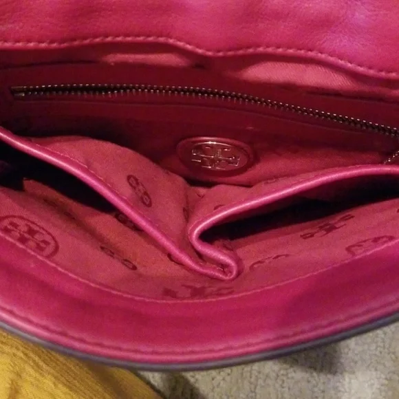 Tory Burch Cross Body Purse - Picture 8 of 8